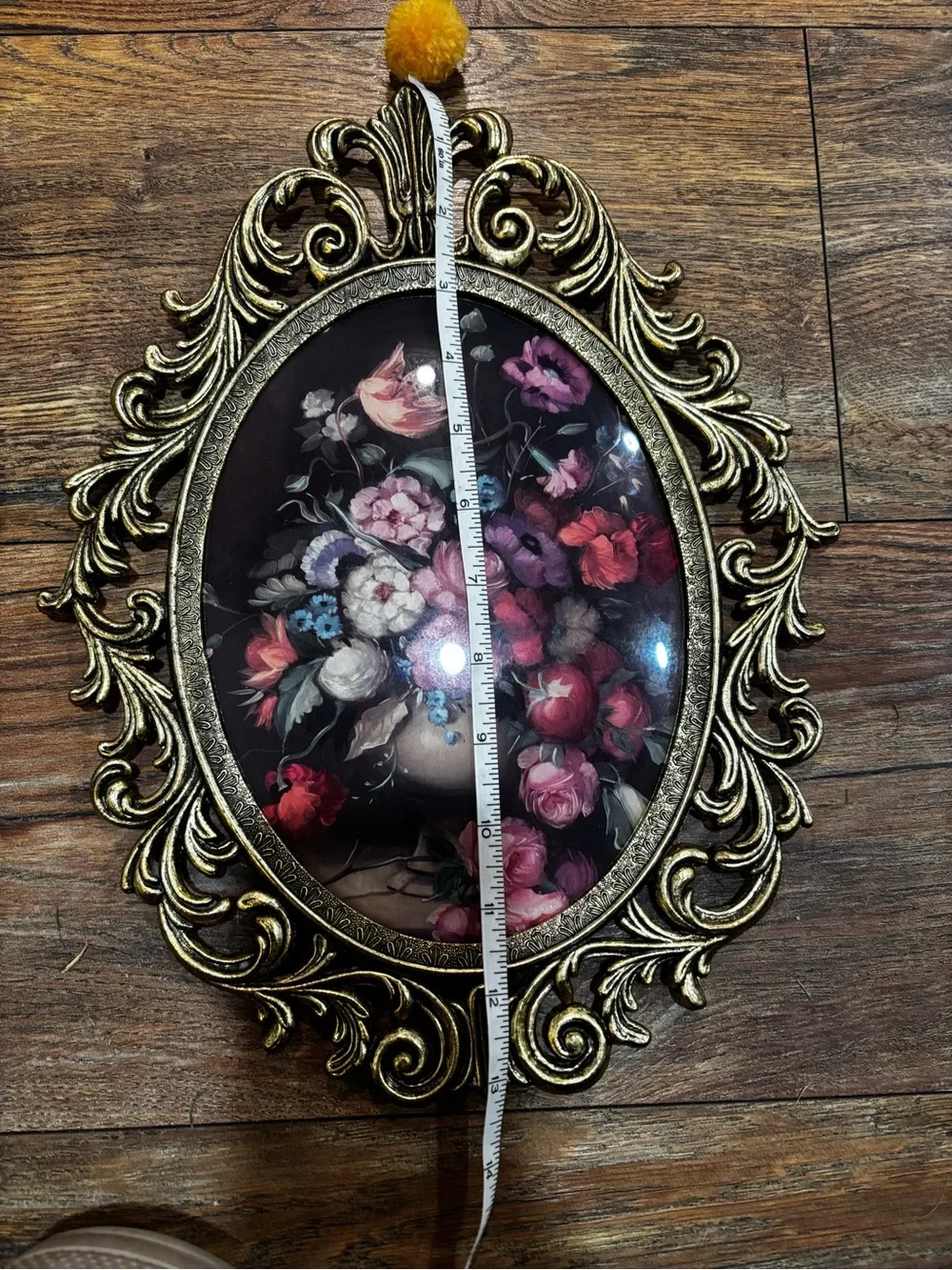 2- Ornate Gold Oval Floral Wall Plaque Pair - Vintage-Style Home Accents